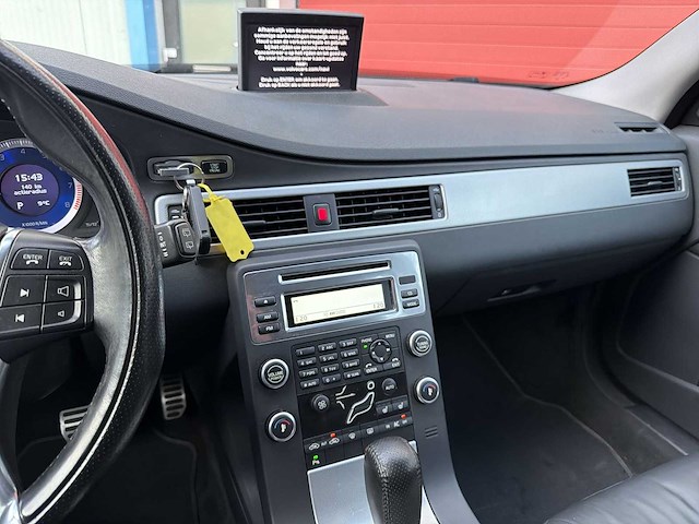 Volvo v70 2.0t r-edition 2010 | 81-npb-4 i - afbeelding 11 van  32