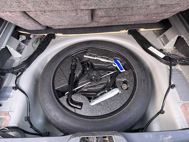 Volvo v70 2.0t r-edition 2010 | 81-npb-4 i - afbeelding 20 van  32