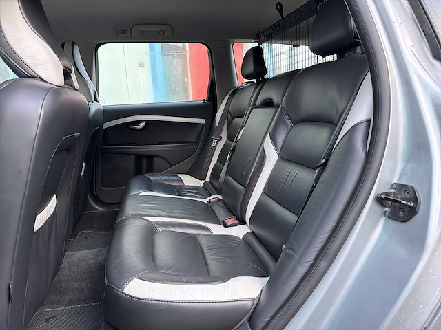 Volvo v70 2.0t r-edition 2010 | 81-npb-4 i - afbeelding 21 van  32