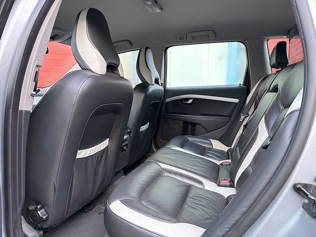 Volvo v70 2.0t r-edition 2010 | 81-npb-4 i - afbeelding 22 van  32