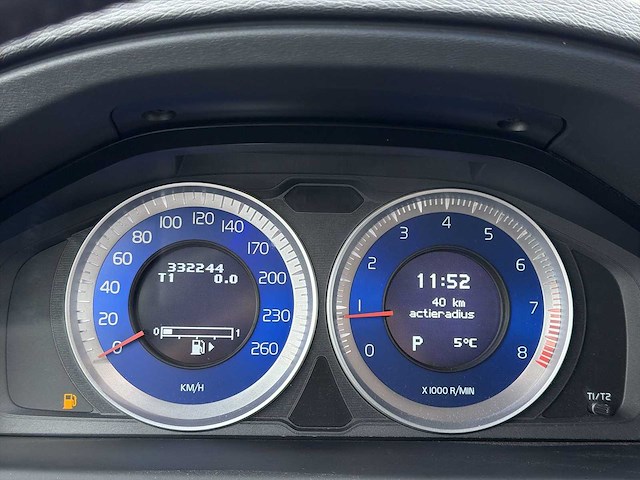 Volvo v70 2.0t r-edition 2011 | 92-ptj-8 i - afbeelding 7 van  35