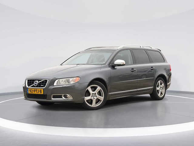 Volvo v70 2.0t r-edition 2011 | 92-ptj-8 i - afbeelding 1 van  35