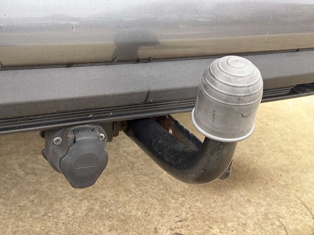 Volvo v70 2.0t r-edition 2011 | 92-ptj-8 i - afbeelding 21 van  35