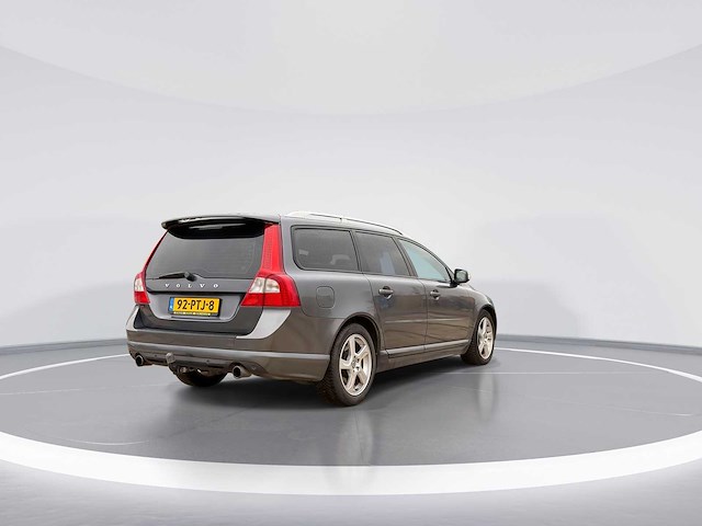Volvo v70 2.0t r-edition 2011 | 92-ptj-8 i - afbeelding 12 van  35