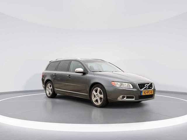 Volvo v70 2.0t r-edition 2011 | 92-ptj-8 i - afbeelding 23 van  35