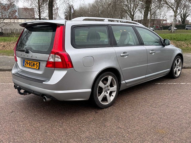 Volvo v70 2.0t r-edition; 29-rgn-5 - afbeelding 8 van  15