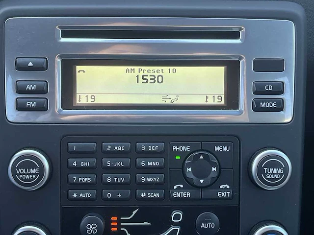 Volvo v70 2.0t r-edition | 31-nzr-5 - afbeelding 13 van  33