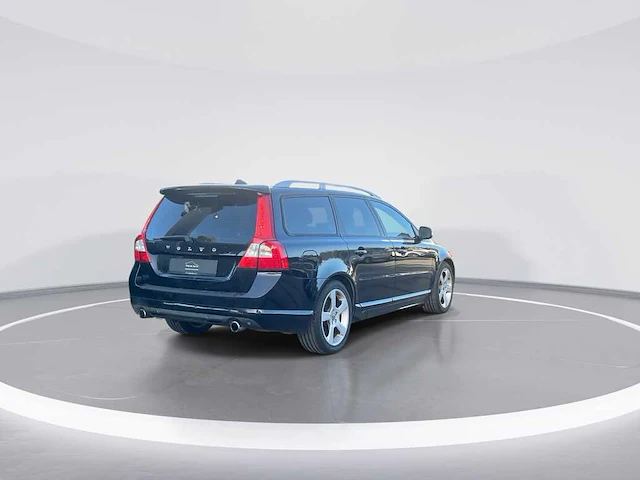 Volvo v70 2.0t r-edition | 31-nzr-5 - afbeelding 12 van  33
