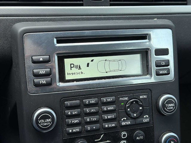 Volvo v70 2.0t r-edition | 32-nzz-9 i - afbeelding 13 van  31