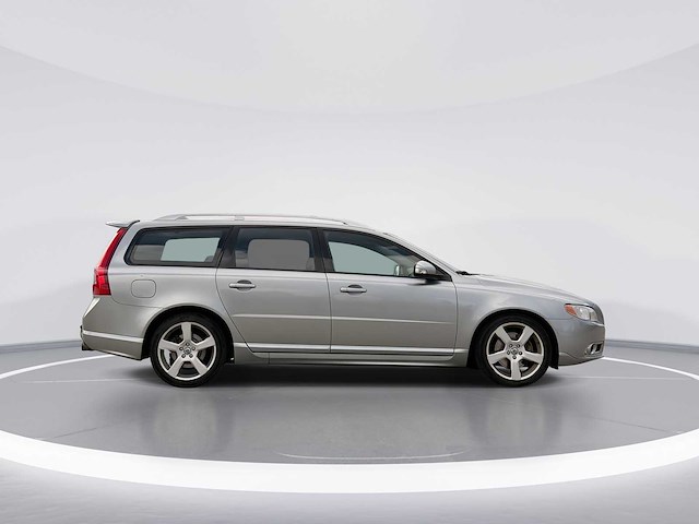 Volvo v70 2.0t r-edition | 32-nzz-9 i - afbeelding 30 van  30