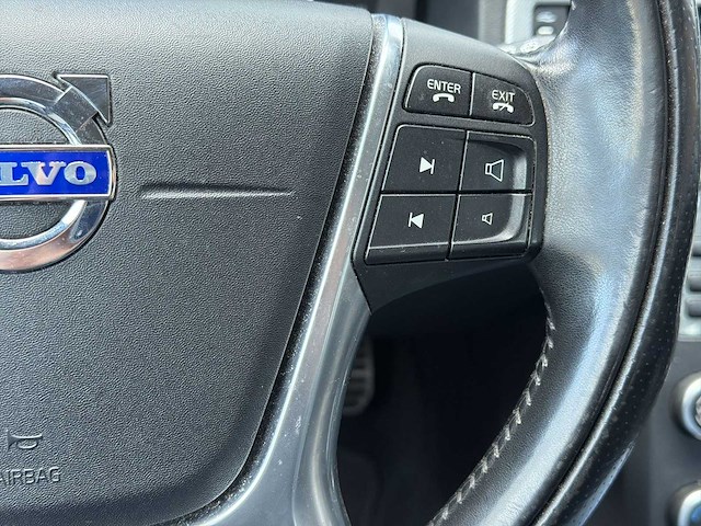 Volvo v70 2.0t r-edition | 32-nzz-9 i - afbeelding 4 van  31