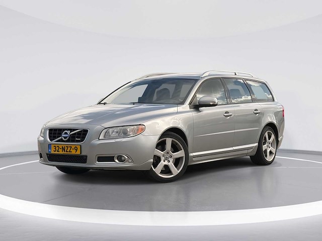 Volvo v70 2.0t r-edition | 32-nzz-9 i - afbeelding 1 van  31