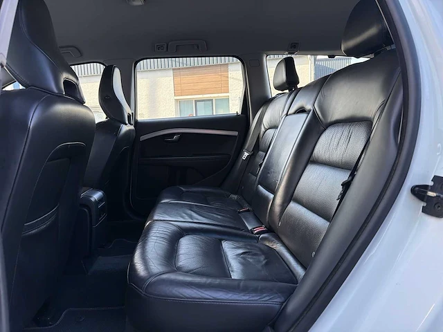 Volvo v70 2.0t r-edition | 34-psr-3 i - afbeelding 20 van  34