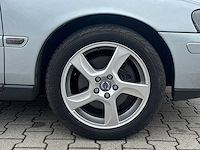 Volvo v70 2.3 t5 geartronic 251pk | 70-gl-hd i - afbeelding 17 van  31