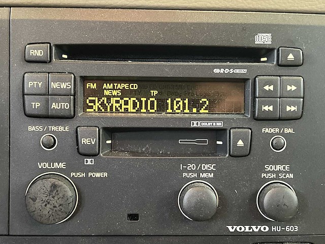 Volvo v70 2.4 benzine | tj-306-j - afbeelding 14 van  35