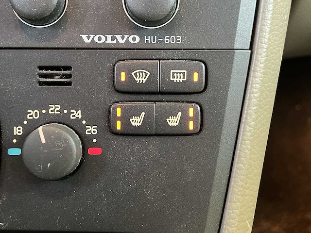 Volvo v70 2.4 benzine | tj-306-j - afbeelding 15 van  35