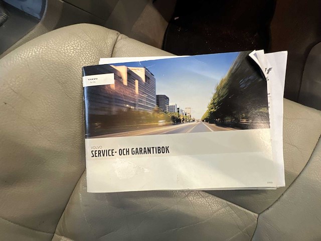 Volvo v70 2.4 benzine | tj-306-j - afbeelding 26 van  35