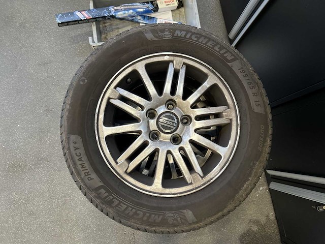 Volvo v70 2.4 benzine | tj-306-j - afbeelding 28 van  35