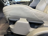 Volvo v70 2.4 benzine | tj-306-j - afbeelding 32 van  35