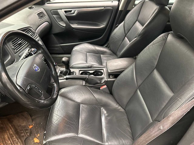 Volvo v70 2.4 black sapphire edition ii 2004 - afbeelding 7 van  18