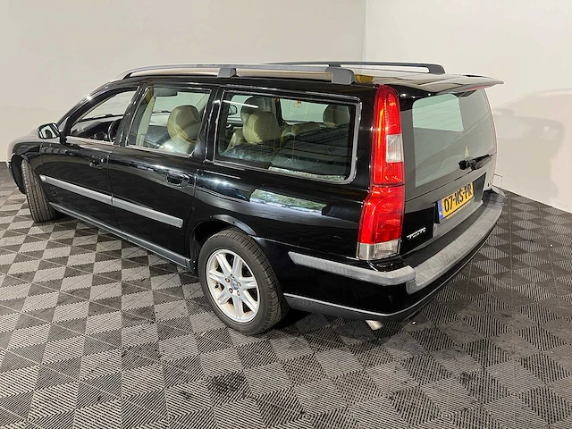 Volvo v70 2.4 comfort line, 07-ns-pr - afbeelding 12 van  20