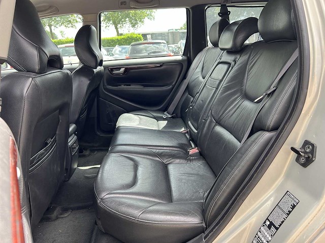 Volvo v70 2.4 comfort line 2001 | 26-gn-tz - afbeelding 9 van  15