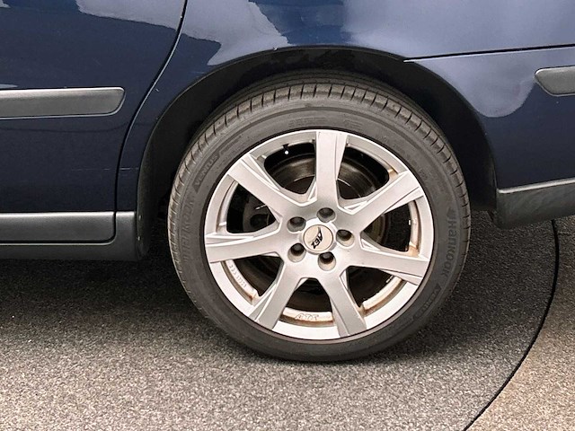 Volvo v70 2.4 comfort line 2003 | 49-lv-nj - afbeelding 13 van  36