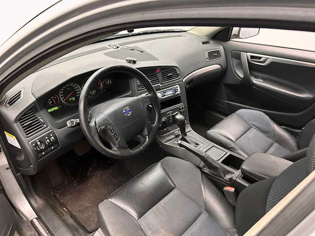 Volvo v70 2.4 comfort line 2005 | 20-pz-xr - afbeelding 8 van  50