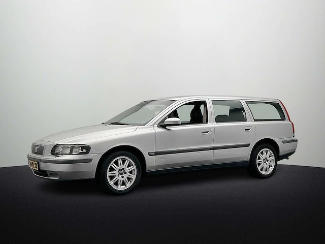 Volvo v70 2.4 comfort line 2005 | 20-pz-xr - afbeelding 45 van  50