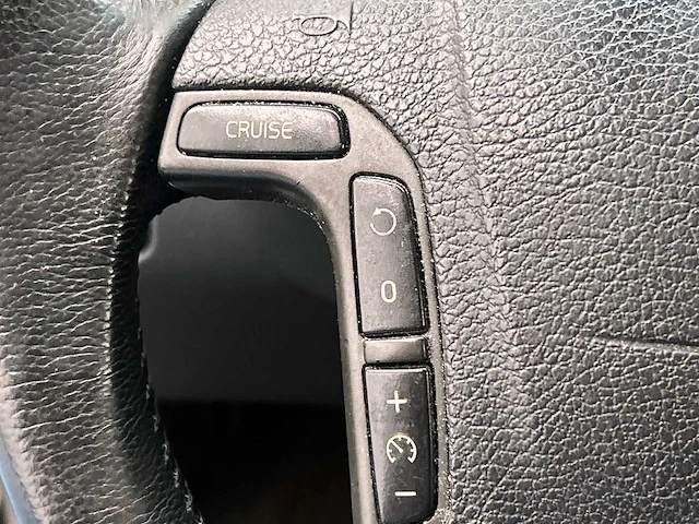 Volvo v70 2.4 comfort line 2005 | 20-pz-xr - afbeelding 26 van  31