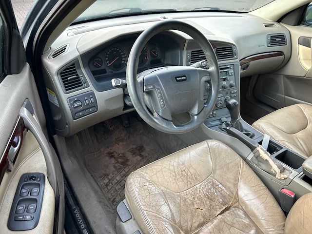 Volvo v70 2.4 comfort line, 52-hg-vj - afbeelding 12 van  13