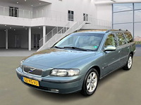 Volvo v70 2.4 comfort line, 52-hg-vj