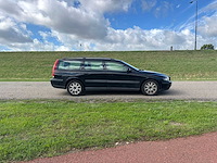 Volvo v70 2.4 comfort line | 87-gx-gx i - afbeelding 13 van  13