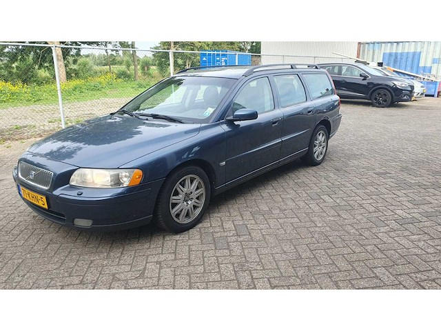 Volvo v70 2.4 d5 edition , 71-khn-5 - afbeelding 1 van  15