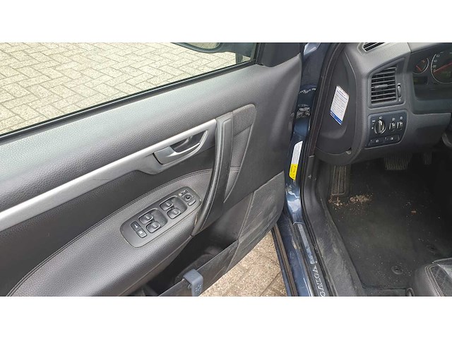 Volvo v70 2.4 d5 edition , 71-khn-5 - afbeelding 15 van  15