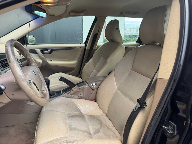 Volvo v70 2.4 d5 edition ii 2004 | 03-pp-vz iaw - afbeelding 11 van  19