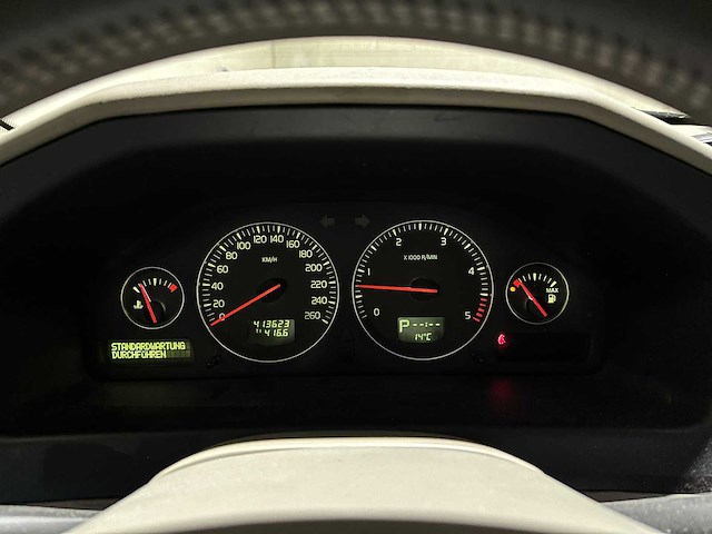 Volvo v70 2.4 d5 geartronic edition ii 163pk 2003, 82-ksr-8 youngtimer - afbeelding 24 van  38