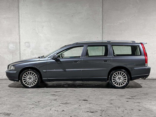 Volvo v70 2.4 d5 geartronic edition ii 163pk 2003, 82-ksr-8 youngtimer - afbeelding 8 van  26