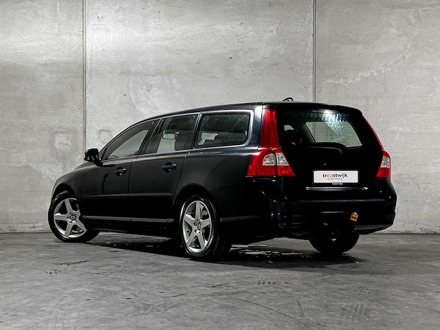 Volvo v70 2.4 d5 momentum 185pk 2008 (origineel-nl), 23-hhf-4 - afbeelding 5 van  57
