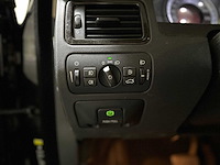 Volvo v70 2.4 d5 momentum 185pk 2008 (origineel-nl), 23-hhf-4 - afbeelding 13 van  57