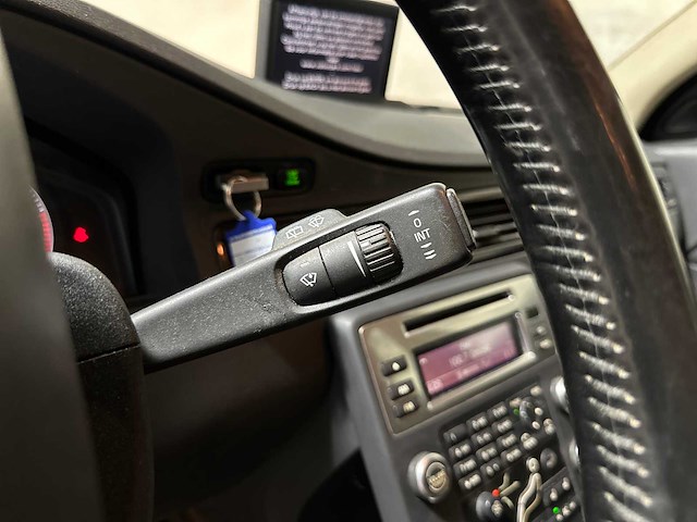 Volvo v70 2.4 d5 momentum 185pk 2008 (origineel-nl), 23-hhf-4 - afbeelding 17 van  57