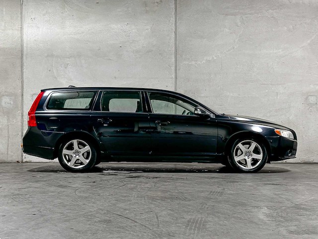 Volvo v70 2.4 d5 momentum 185pk 2008 (origineel-nl), 23-hhf-4 - afbeelding 57 van  57