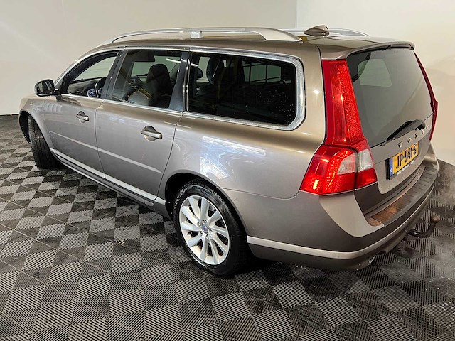Volvo v70 2.4 d5 summum, jp-541-s - afbeelding 7 van  14