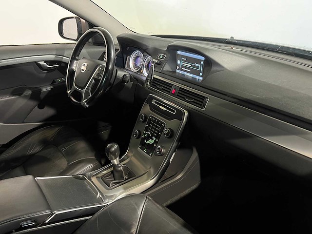Volvo v70 2.4 d5 summum, jp-541-s - afbeelding 13 van  14