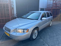 Volvo v70 2.4 edition ii 20-sp-dt - afbeelding 1 van  11
