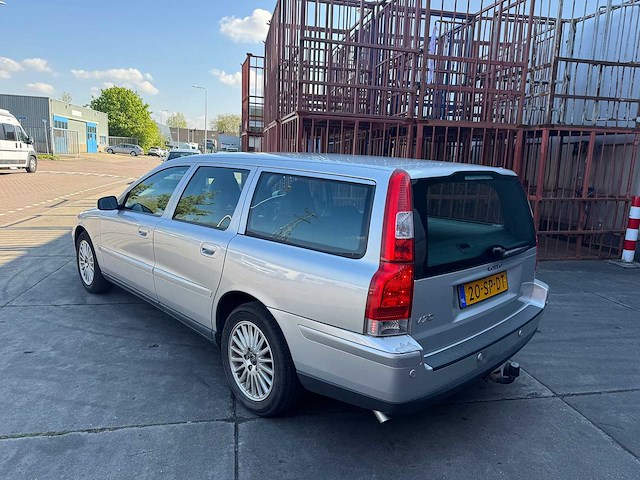 Volvo v70 2.4 edition ii 20-sp-dt - afbeelding 17 van  22