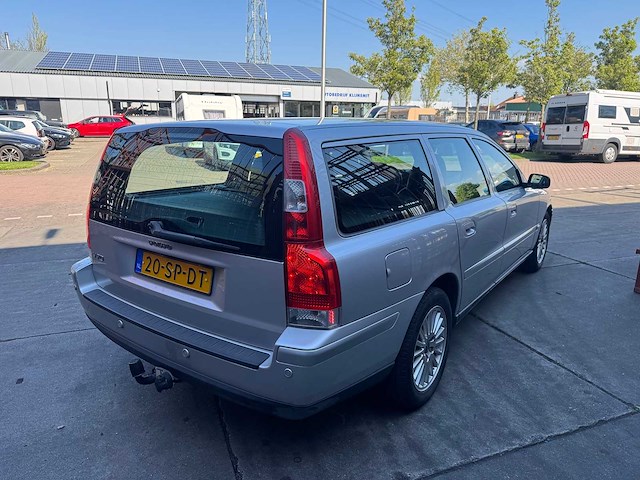 Volvo v70 2.4 edition ii 20-sp-dt - afbeelding 18 van  22
