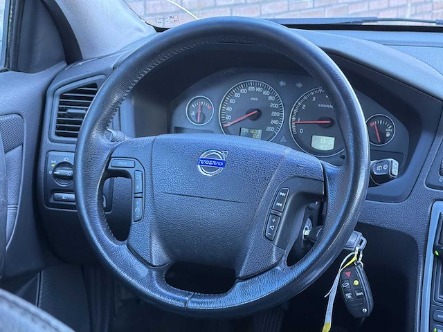 Volvo v70 2.4 edition ii 2006 | 30-tb-rh i - afbeelding 8 van  28
