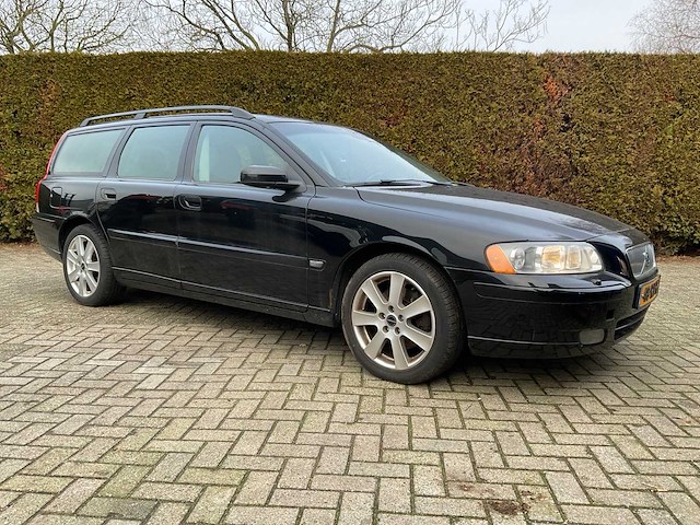 Volvo v70 2.5l 48-rv-pl - afbeelding 1 van  40