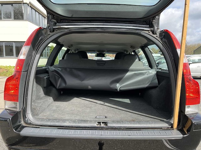 Volvo v70 2.5t summum 2005 | 48-rv-pl i - afbeelding 12 van  18